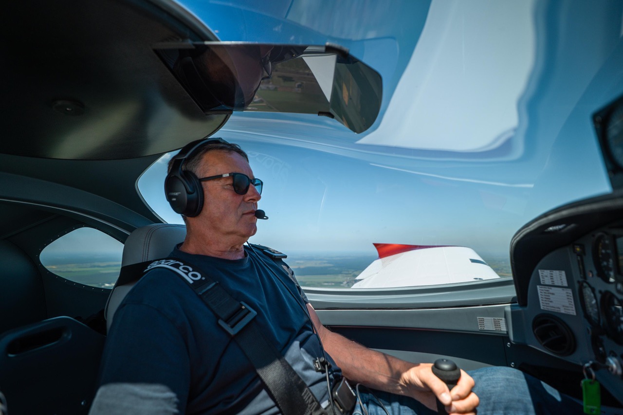 Same Bristell cockpit shaded and glare-free with the Q Sun Visor deployed